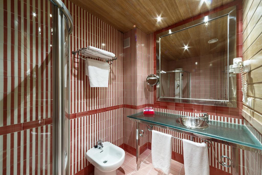 Hotel Azofra Burgo Esterno foto